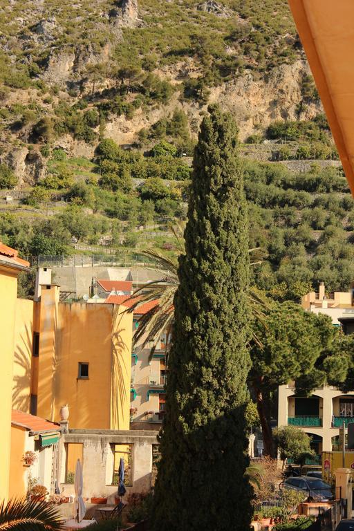 Les Agrumes Varigotti Exterior foto